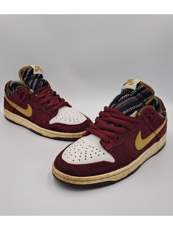 Size 7 - Nike SB Dunk Low Anchorman - 304292-672 - RETAIL $500 main image 7